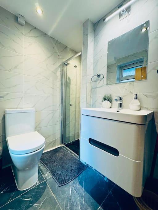 Cosy Flat Near Tower Bridge And Shard Londres